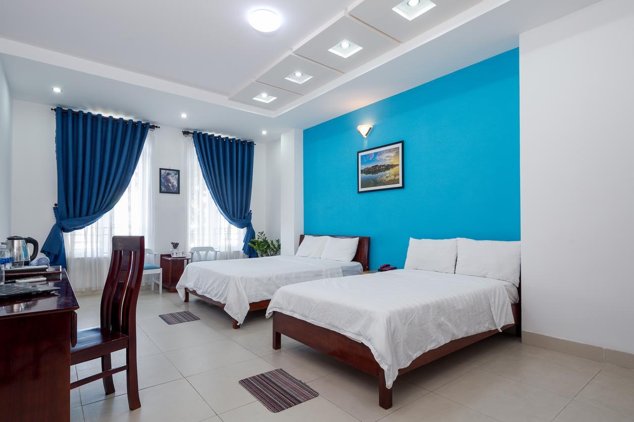 Cali Night Hotel Danang Exterior photo