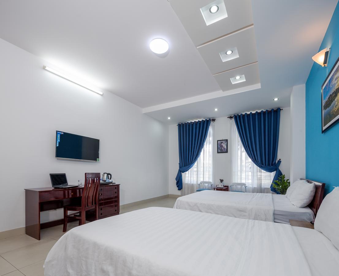 Cali Night Hotel Danang Exterior photo